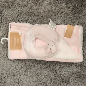 Pink Embossed Baby Blanket with Travel Pillow